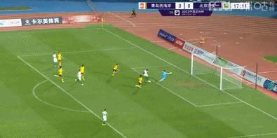 ……清晨，明媚的阳光逐渐铺洒整个温哥华。